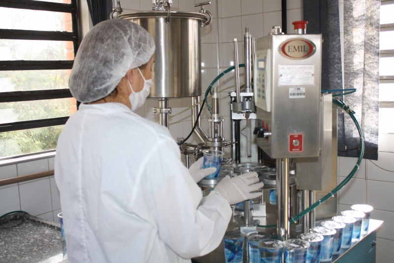 31/05/16 - Laboratório independente atesta qualidade da água do SAAE de Jacareí