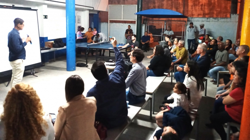 SAAE Jacareí promove diálogo sobre rede de esgoto no Veraneio Ijal